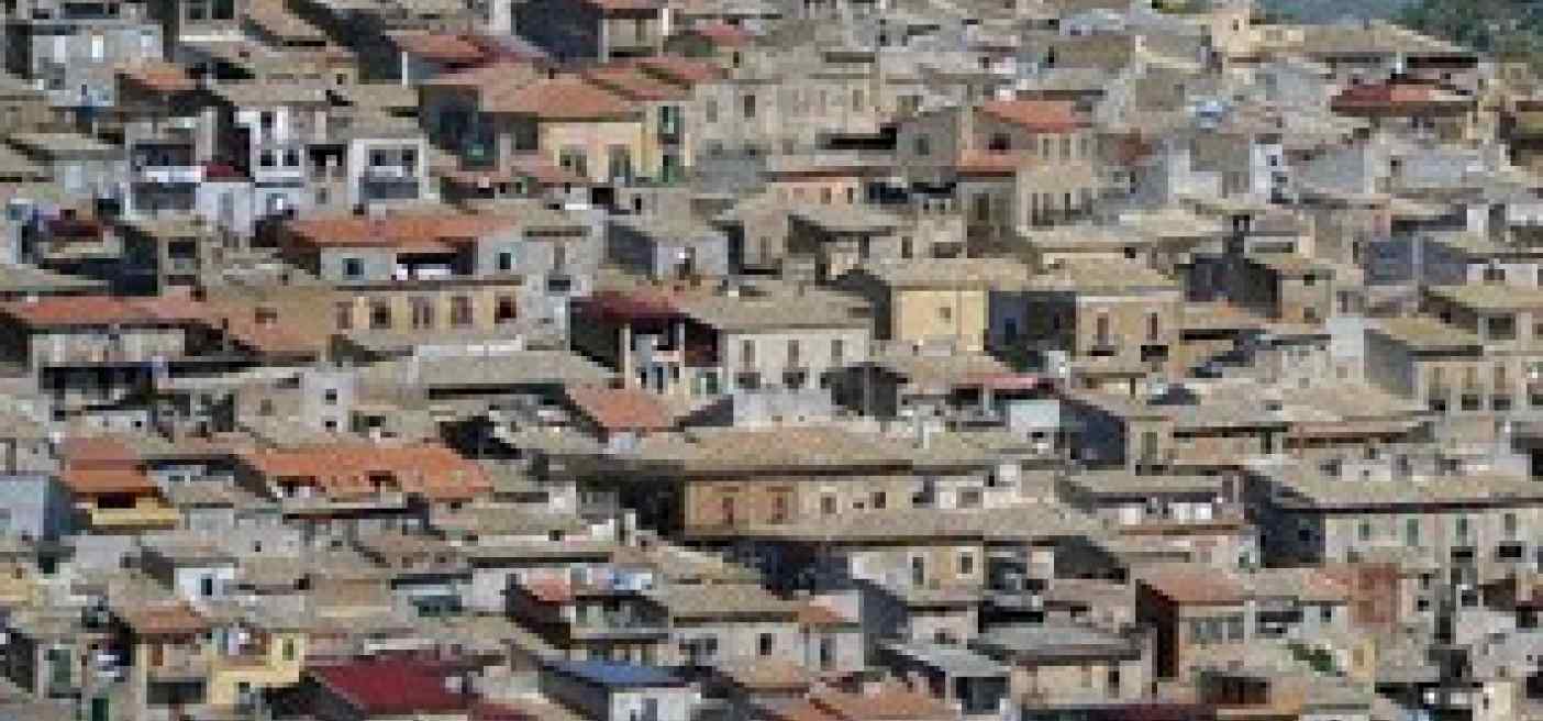Pietraperzia