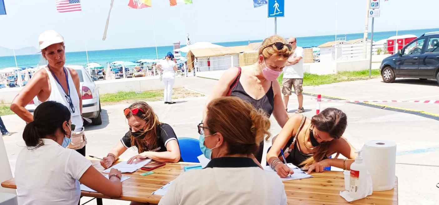 Vaccinazioni in spiaggia ASP Palermo