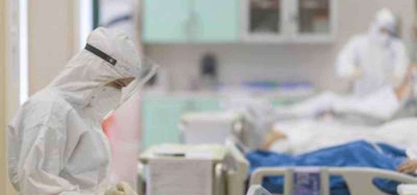Covid, Oms: "Virus continua a mutare e uccidere, fare test e vaccini"