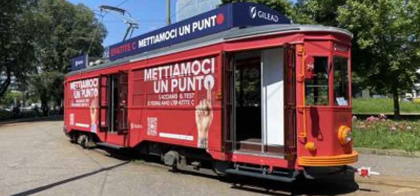 Epatite C, a Milano campagna di sensibilizzazione sale sul tram
