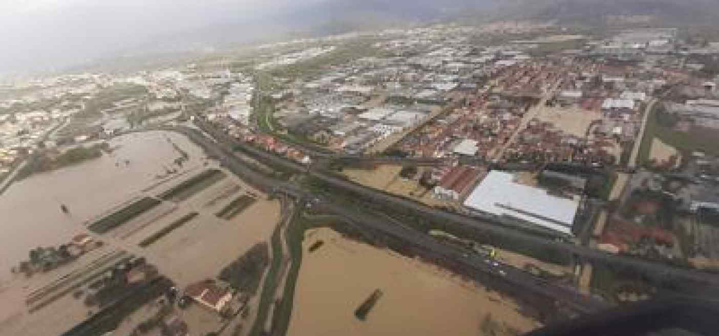 Sanità: alluvione Toscana, Sima 'rischi salute da tonnellate rifiuti in strada'