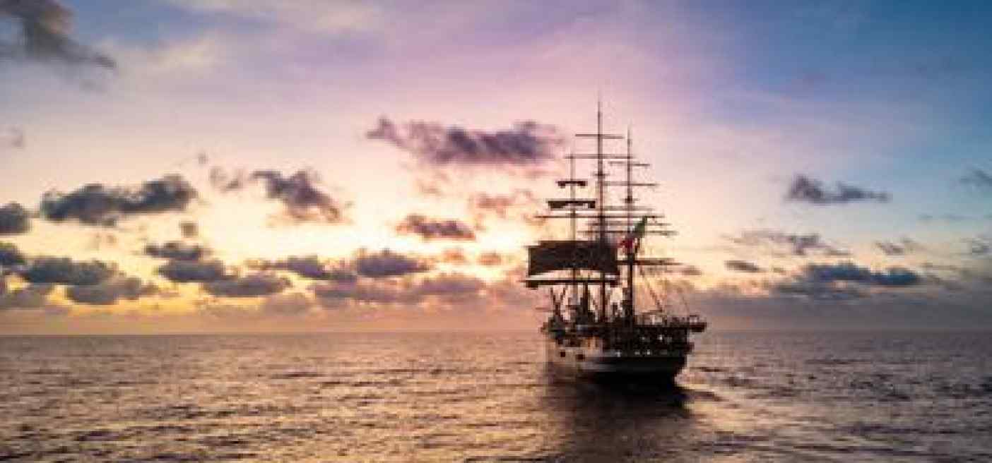 Tumori: obesità e prevenzione, Nave Vespucci arriva a Brindisi con 4 partner scientifici
